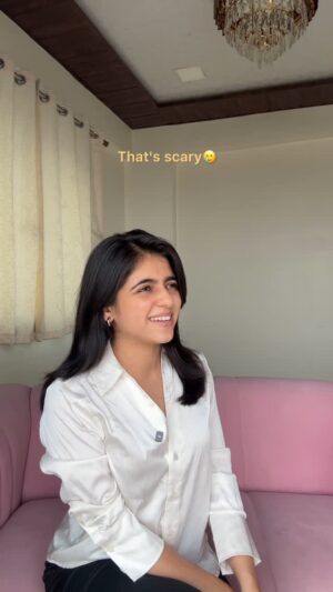 Shifa Solanky Instagram - Afraid of this situation honestly.
.
.
.
.
.
.
.
.
.
.
.
.
#reelsi̇nstagram #relateablecontent #relateableposts #relateablememe #relateablegram