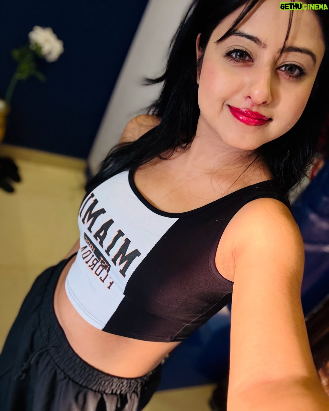 Shilpa Das - 1.6K Likes - Becoming the person she wanted to be one day at a time bcz Strong is the new Pretty✨🤍