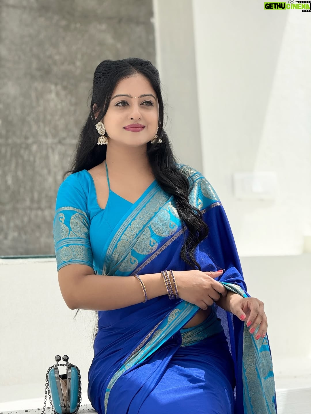 Shilpa Das - 2K Likes - 💙✨
.
.
.
.
.
.
.
.
#saree #karnataka #kannada #ethnicity #sareelove #blousedesigns #silksarees #traditional #post #tradition #traditionalwear #explorepage✨ #fyp