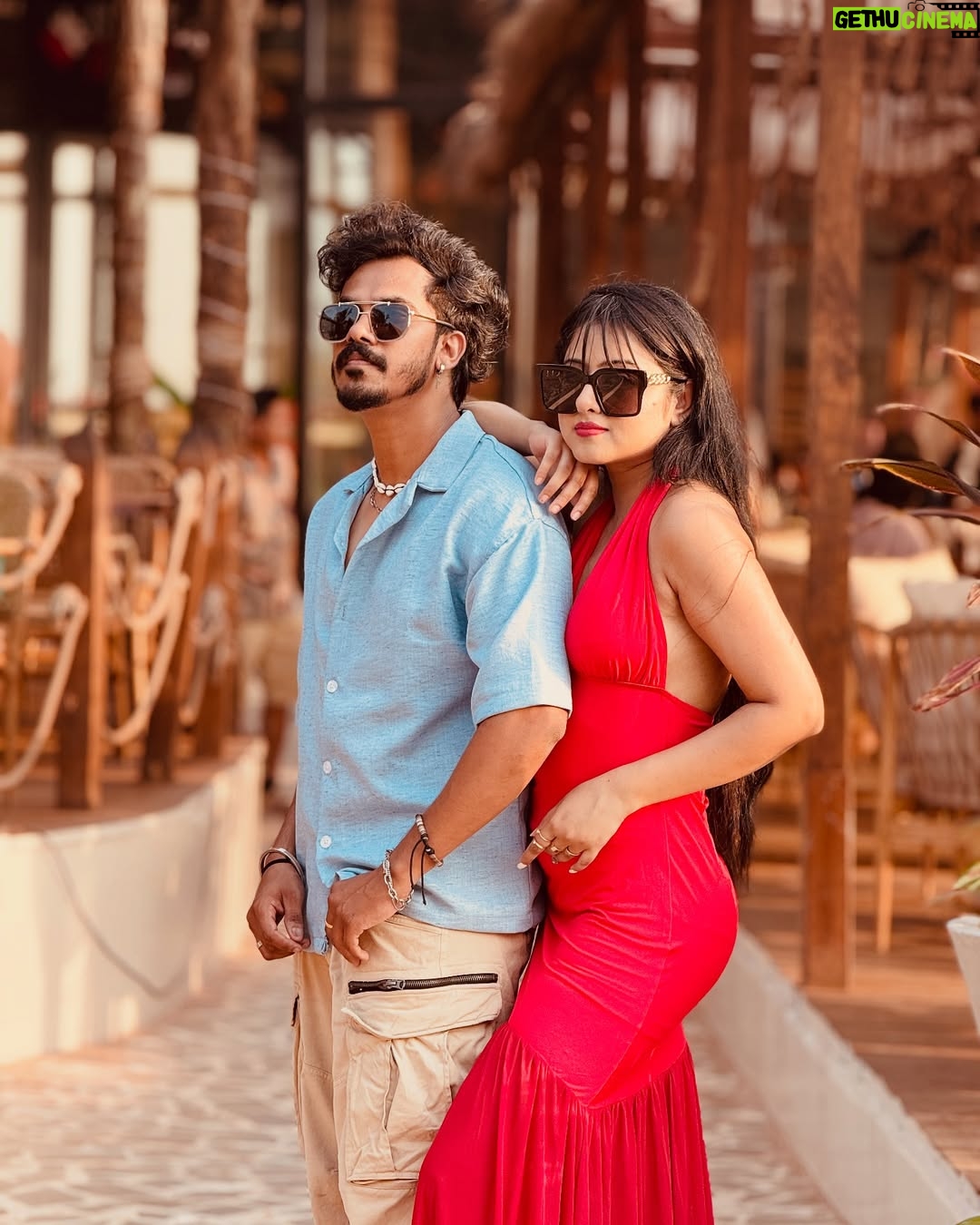 Shilpa Das - 2.1K Likes - Chasing sunsets together❤️Goa Diaries❤️
.
.
.

#goa #goabeach #beachclub #noah #beach #beachclubs #beach #goatrip #goadiaries
