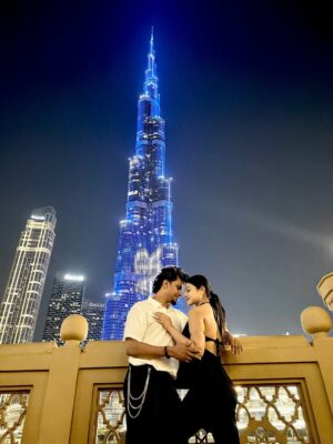 Shilpa Das Instagram - Me, U, N the Burj🤍✨
.
.
.
.
#dubai🇦🇪 #dubai #travelgram #travel #burjkhalifadubai #burjkhalifaview #travelling #travelpics #travelphotos #travelphotography #travelpic