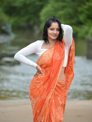 Shilpa Thakre Instagram - ą¤
ą¤§ą„ą¤° मन ą¤ą¤¾ą¤²ą„ āØšø
šø : @bhushan__tandel @indofest__
Saree by : @rupali.kanchi.12
Styled by : @stylewithshivu
.
.
.
#shilpathakre #expressionqueenšø #saree #orange #instapic #instagram #instamood #trend #trendingnow #trendingsongs #trending #picoftheday