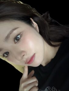 Actress Shin Se-kyung HD Photos and Wallpapers August 2025