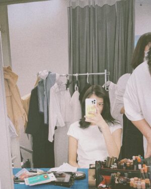 Shiori Instagram - 毎日更新がんばろって思って６日目🥸笑