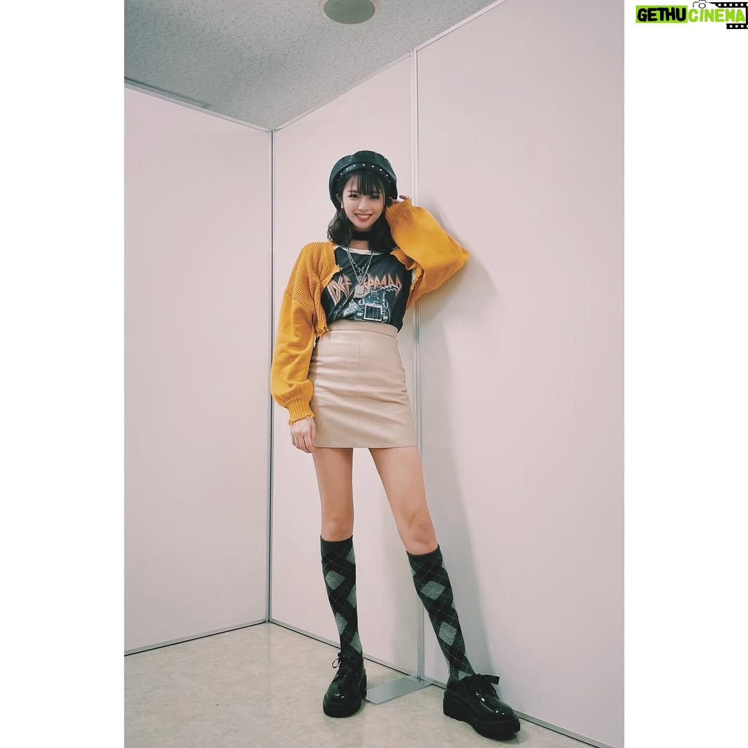 Shiori - 2.1K Likes - 関コレありがとうございました！
緊張した〜〜〜

551の餃子買って帰ります🥟

#関西コレクション#大阪#スピンズ