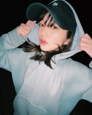 Shiori Instagram - ダサピース✌️