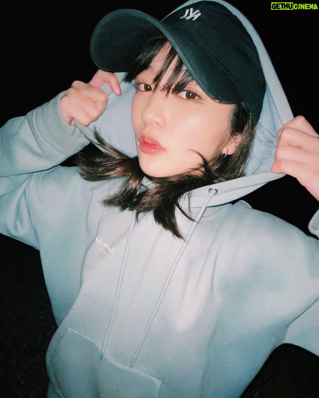 Shiori - 2K Likes - ダサピース✌️