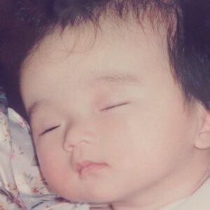 Shiori Instagram - 赤ちゃん時代。笑

お弁当箱みたい