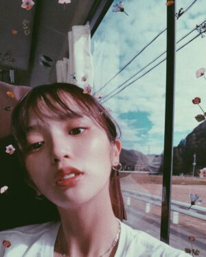 Shiori Instagram - 💙🧡
#shootingday