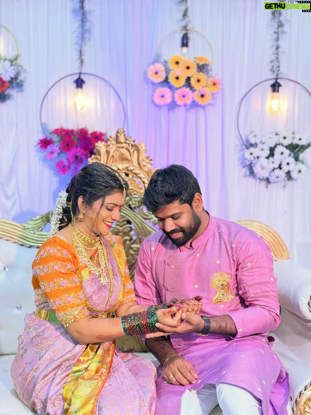 Shiva Jyothi - 398.4K Likes - Two hearts waiting to welcome ..
one more heartbeat...💕💕
@iam.savithri 🩷🩷 5th Month Sreemantham…

Couple outfits from @sj_trends_and_fashion__new ❤️
