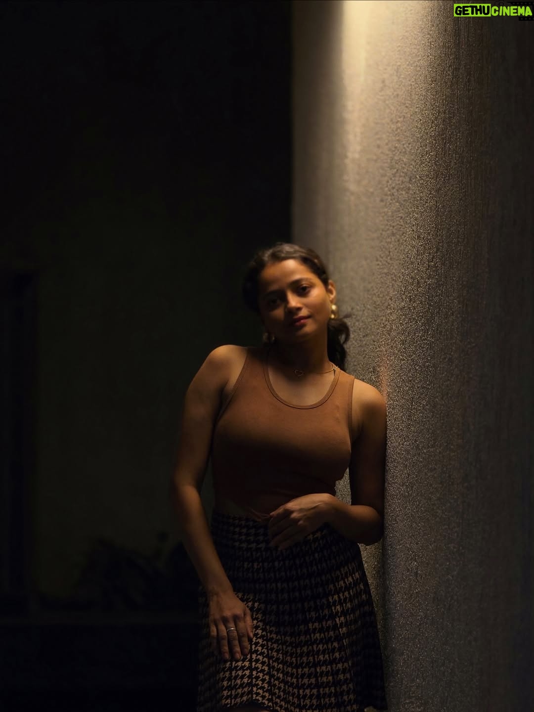 Shivali Parab - 51.7K Likes - Chipkali 🦎 
.
#shivaliparab #kalyanchichulbuli #love