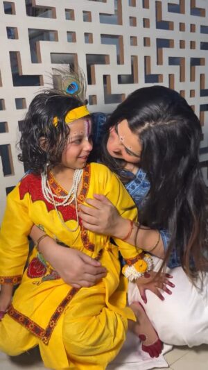 Shivangi Jindal Instagram - My little kanha ā¤ļø
( janmashtmi , kanha ji , little krishna , kanhaiya , laddu gopal )
#janmashtmispecialā¤ļøāØ #janmashtami #krishna #shivangijindalmakeover #shivangijindal #faridabadmakeupartist #trending #viral #trendingreelsvideo