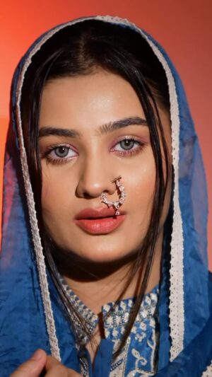 Shivangi Jindal Instagram - Straight from my heart š„¹ā¤ļøš§æ
Join our upcoming 1 month basic to advance makeup course to learn the latest makeup techniques and creating the flawless base .
For queries : 96548 00050 , 93548 86468
#nofilter #faridabadmakeupartist #faridabadmakeup #transition #transitionreels #viral #trending #makeupartist #makeupeducator #love
( makeup , subtle look , day look, subtle makeup , makeup inspo , hairstyle, hair inspiration)
#royalbride #subtlelook #elegant #indianbridalmakeup #faridabadmakeupartist #shivangijindalmakeover #shivangijindal #trendingreels #viral