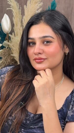 Shivangi Jindal Instagram - Comment āglowā for link !! ā¤ļø Sharing Content knowledge and social media knowledge to our students .!
Donāt miss your chance , enroll now for upcoming classes .!
Join our upcoming 1 month basic to advance makeup course to learn the latest makeup techniques and creating the flawless base .
For queries : 96548 00050 , 93548 86468
#nofilter #faridabadmakeupartist #faridabadmakeup #viral #trending #makeupartist #makeupeducator #love
( makeup , subtle look , day look, subtle makeup , makeup inspo , content knowledge, social media knowledge )
#subtlelook #elegant #brandreview #faridabadmakeupartist #shivangijindalmakeover #shivangijindal #trendingreels #viral