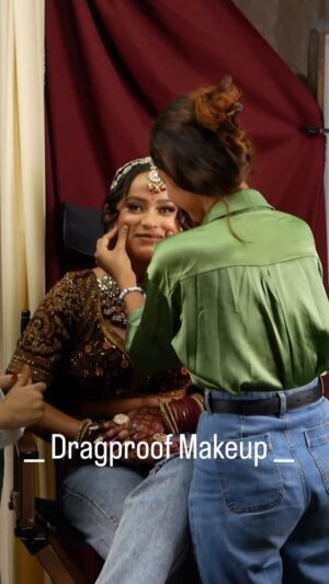 Shivangi Jindal Instagram - Stundets testing the dragproof makeup .!
Join our upcoming 1 month basic to advance makeup course to learn the latest makeup techniques and creating the flawless base .
For queries : 96548 00050 , 93548 86468
#nofilter #faridabadmakeupartist #faridabadmakeup #transitionreels #viral #trending #makeupartist #makeupeducator #dragproofmakeup #waterproofmakeup #nontransfermakeup #transferproofmakeup
( makeup , bridal , indian bridal , royal bridal, dragproof makeup , waterproof makeup , non transfer makeup )
#royalbride #subtlelook #elegant #indianbridalmakeup #faridabadmakeupartist #shivangijindalmakeover #shivangijindal #trendingreels #viral