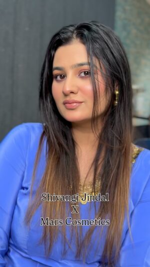 Shivangi Jindal Instagram - Whole look using 1 brand products.!
No filter , raw clips straight from my phone .!
Such an affordable and pocket friendly brand for all my girlies @reachedmars
Join our upcoming 1 month basic to advance makeup course to learn the latest makeup techniques and creating the flawless base .
For queries : 96548 00050 , 93548 86468
#nofilter #faridabadmakeupartist #faridabadmakeup #viral #trending #makeupartist #makeupeducator #love
( makeup , subtle look , day look, subtle makeup , makeup inspo , brand review , product review , hair inspiration)
#subtlelook #elegant #brandreview #faridabadmakeupartist #shivangijindalmakeover #shivangijindal #trendingreels #viral