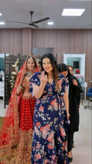 Shivangi Jindal Instagram - Portfolio day2 ā
You can join our upcoming basic to advance makeup course and kickstart your journey as a makeup artist.
For queries : 96548 00050 , 93548 86468
( makeup, educator, hack, makeupartist, portfolio day)