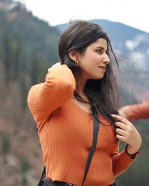 Shivani Bewal Instagram - Letting the wind play with my hair 🌬️🍃
.
.
.
.
.
.
#tosh #himachal #travel #travelphotography #travelgram #beautifuldestinations #beautiful #incredibleindia #heavenonearth #instalike #instalove #view #instafeed #instafollow #exploremore #explorepage #new #newpost #viralpost #naturelovers #foryou #picoftheday #photooftheday #mountains #mothernature #whatiwore #wanderlust #wind