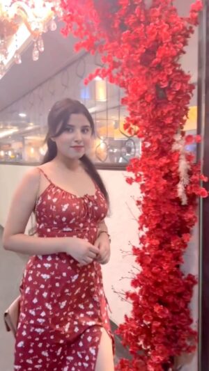 Shivani Bewal Instagram - Kidhr hi jayegi 🙈❣️
.
.
.
.
.
#trendingreels #trending #instareels #instadaily #instavideo #viralvideos #instagram #foryou #instafollow #instafeed #reelitfeelit #newreels #explore #exploremore #explorepage #viralreels #viral #reelsinstagram #reels