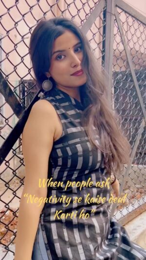Shivani Bewal Instagram - Narayanayeti Samarpayami 🙏🏻❤️
.
.
.
.
.
.
.
#trending #shiv #shiva #jaishreeram #hindu #hindutemple #hinduism #krishna #ram #krishnalove #hindugods #sanatandharma #remix #trendingreels #reelsinstagram #reelitfeelit #reelkarofeelkaro #reels #instareels #instagood #instadaily #instalove #instalike #newreels #explorepage #explore #viralreels #radhekrishna #instafollow