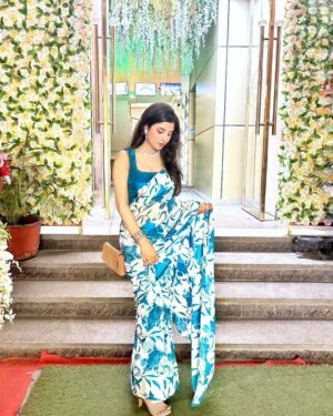 Shivani Bewal Instagram - Wrapped in tradition, draped in elegance ✨
.
.
.
.
.
.
.
.
#saree #sareelove #indian #indianwear #traditional #elegance #instalove #instalike #instadaily #instafeed #instafollow #new #newpost #explore #explorepage #exploremore #picoftheday #photooftheday #ethnicwear #selflove #selfcare #whatiwore #ootd #outfit