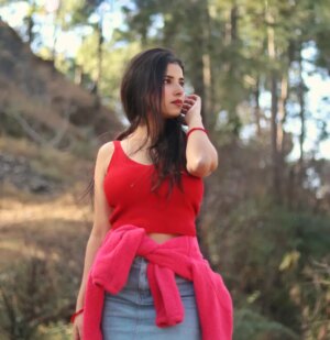 Shivani Bewal Instagram - The mountains are calling......😝
.
.
.
.
.
.
.
#mountains #travel #travelphotography #ootd #girls #instalove #instalike #instafeed #follow #instafollow #foryou #foryoupage #instagramers #love #instagood #photooftheday #picoftheday #loveyourself #travelgram #photography #newpost #new #nature #naturelovers #whatiwore #explorepage #explore #exploremore