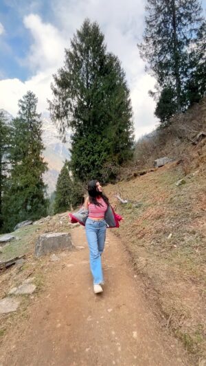 Shivani Bewal Instagram - Uyi amma 🤣
.
.
.
#relatable #trend #trendingreels #insta #instareels #reel #reelitfeelit #reelkarofeelkaro #india #viral #humour #fyp #traveling #travelingram #mountains #trek #hike #himachal #love #jokes #funny #newreel #trip #instadaily #instamood #instagram #nature