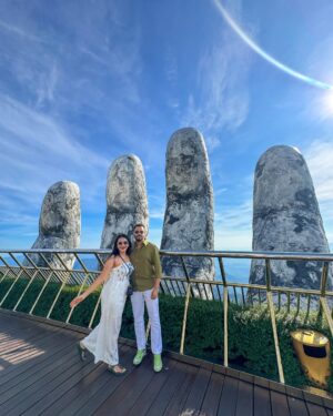 Shivani Divkar Instagram - Wherever we go, we go with love ♥️
.
#travel #family #love #happy #vietnam #travelblogger #travelling #holiday #travelphotography #family #vietnamtravel #banahills #goldenbridge