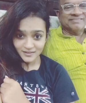 Shivani Divkar Instagram - Happy birthday my cutie ❤️ 
It’s been 4 years without your hugs, your laugh, your silly jokes… and yet you’re with me in everything I do. No one can ever fill your place, daddy. You’ll always be my hero, my heart, my home. ILOVEYOU🔒❤️‍🩹
#daddydaugther #fatherslove #septemberbabies
