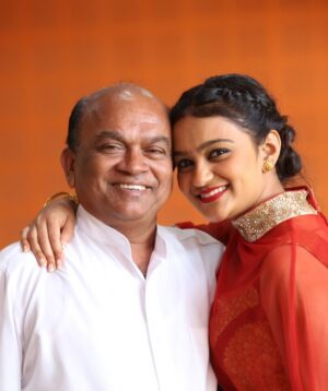 Shivani Divkar Instagram - Happy birthday my cutie ❤️ 
It’s been 4 years without your hugs, your laugh, your silly jokes… and yet you’re with me in everything I do. No one can ever fill your place, daddy. You’ll always be my hero, my heart, my home. ILOVEYOU🔒❤️‍🩹
#daddydaugther #fatherslove #septemberbabies