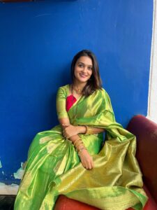 Shivani Divkar Most Liked Photos and Posts