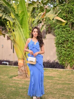 Shivani Pancholi Instagram -