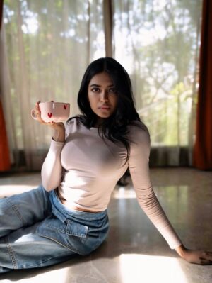Shivani Rajashekar Instagram - Pc @konda.karthikeya
Creative director @harithamarthi