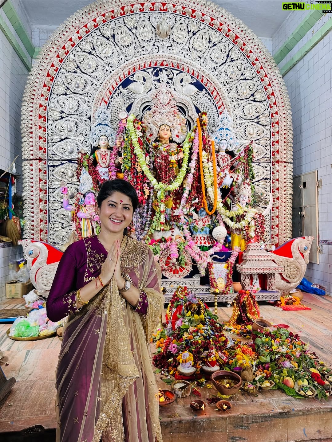 Shivani Sangita - 240.8K Likes - ମାଆ ❤️🙏🏻

Cuttack Durga Puja scenes this year💫🙏🏻