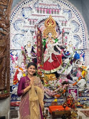 Shivani Sangita Instagram - ମାଆ ❤️🙏🏻

Cuttack Durga Puja scenes this year💫🙏🏻