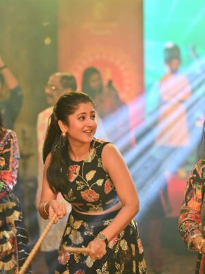 Shivani Sangita Instagram - It’s the Festival Time ✨
Durga Puja ra Apana Samastanku Anek Anek Subechha 🥰😇🙏🏻 

@raasnavrang thank you enjoyed to the fullest✨
@keshab_raaz thank you for the clicks 🌈

#navratri #dandiya #durgamaa #candid #thatsme