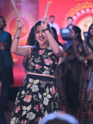 Shivani Sangita Instagram - It’s the Festival Time ✨
Durga Puja ra Apana Samastanku Anek Anek Subechha 🥰😇🙏🏻 

@raasnavrang thank you enjoyed to the fullest✨
@keshab_raaz thank you for the clicks 🌈

#navratri #dandiya #durgamaa #candid #thatsme