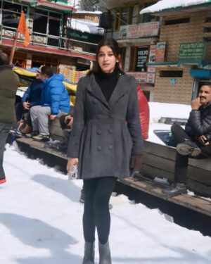 Shona Gupta Instagram - On a mission to make memories and take names📸♥️❄️ @shonagupta1706
.
.
.
#photo #photooftheday #viral #fashionmodel #lightphotography #manali #photoshoot