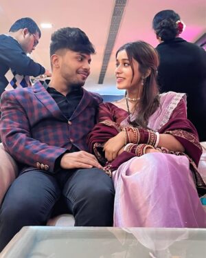 Shona Gupta Instagram - Tu Hain To Main Hoon♥️🥀 @shonagupta1706
.
.
.
#couplegoals #couple #newpost #post #instagood #instagram #viral #posting #shona #photography #photooftheday #shoot #lightroom #style