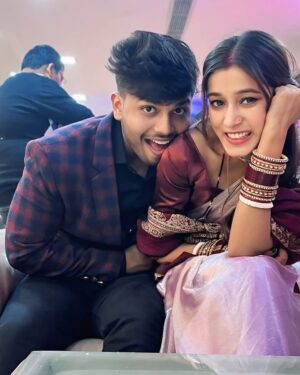 Shona Gupta Instagram - Tu Hain To Main Hoon♥️🥀 @shonagupta1706 
.
.
.
#couplegoals #couple #newpost #post #instagood #instagram #viral #posting #shona #photography #photooftheday #shoot #lightroom #style