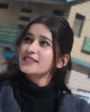 Shona Gupta Instagram - Selflove♥️🌎💫 @shonagupta1706 
.
.
.
.
#post #photoshoot #photo #shoot #manali #viral #fashion #fashionblogger #photoshoot