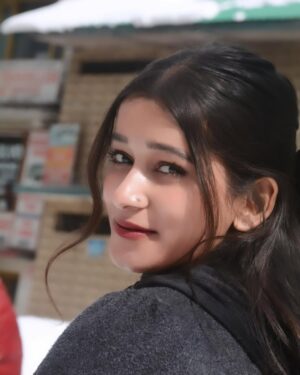 Shona Gupta Instagram - Selflove♥️🌎💫 @shonagupta1706 
.
.
.
.
#post #photoshoot #photo #shoot #manali #viral #fashion #fashionblogger #photoshoot