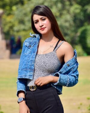 Shona Gupta Instagram - ♥️💫
@shonagupta1706 

#shooting #modelshoot #fashion #fashionblogger #lifestyle #status