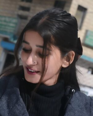 Shona Gupta Instagram - Selflove♥️🌎💫 @shonagupta1706 
.
.
.
.
#post #photoshoot #photo #shoot #manali #viral #fashion #fashionblogger #photoshoot