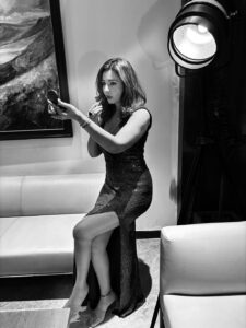 Actress Shonali Nagrani HD Photos and Wallpapers September 2025
