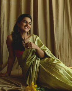 Actress Shraddha Srinath HD Photos and Wallpapers October 2025