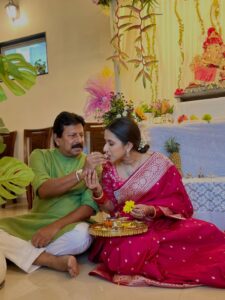 Actress Shreya Bugde HD Photos and Wallpapers October 2025