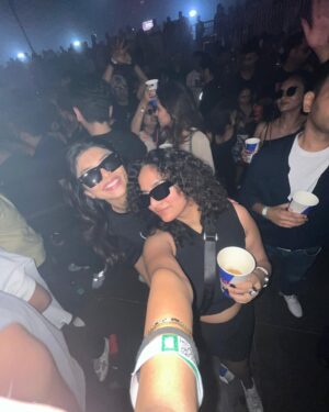 Shreya Jaiswal Instagram - Those who know they know 😏
#sunburn #thosewhoknowtheyknow #rave #raverscommunity #rave2025 #goomgum #goomgummusic