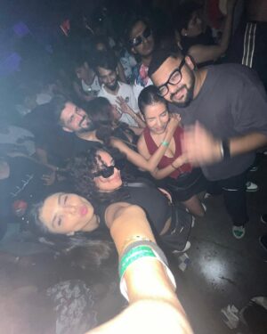 Shreya Jaiswal Instagram - Those who know they know 😏
#sunburn #thosewhoknowtheyknow #rave #raverscommunity #rave2025 #goomgum #goomgummusic