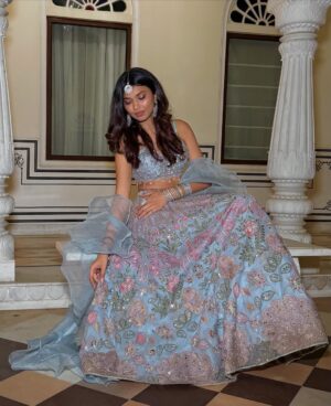 Shreya Jaiswal Instagram - Shaadi kisi ki bhi ho, gallery mera he full ho jaata hai 👀

Major shoutout to @krupa_jain for this beautiful outfit and @kyaayaarshaurya for such wonderful photography and more importantly being patient with me 🥹🫶🏼

P.S. If you’re wondering what am I doing in my pictures with @vasundhara_daga , it’s just me explaining her where was I missing throughout the festivities. 😭

Also, last picture is just me looking out for meravala 😋

[Indian weddings, lehenga, shaadi, photodump]
#therachitsunidhiwedding✨ #fashionphotography #jaipur